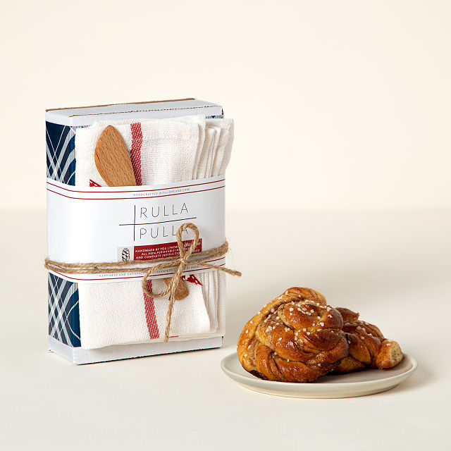 1045-scandinavian-cinnamon-buns-kit-1.jpg