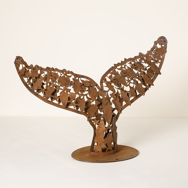 1055-whale-tail-garden-sculpture-1.jpg