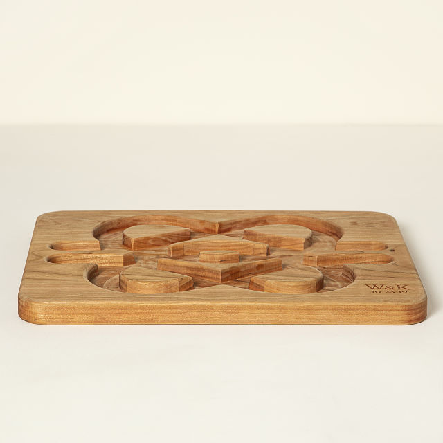 1060-personalized-love-knot-serving-board-1.jpg