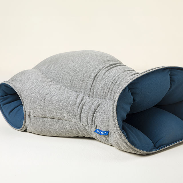 1070-nap-anywhere-pillow-1.jpg