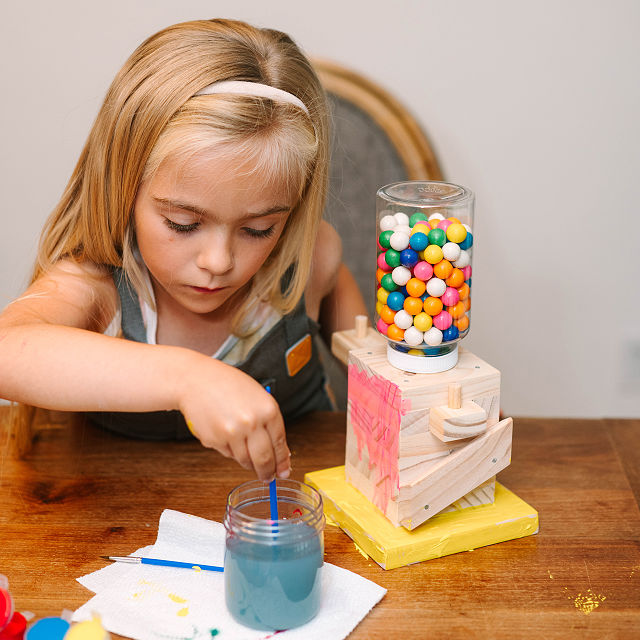 1100-build-your-own-candy-dispenser-1.webp