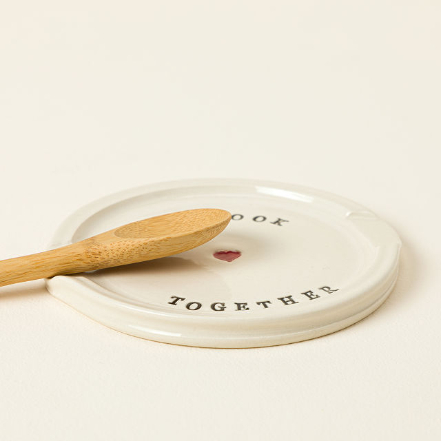1109-let-s-cook-together-double-spoon-rest-1.jpg