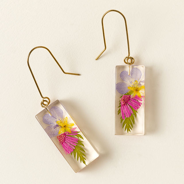 1123-find-me-in-the-garden-earrings-1.jpg