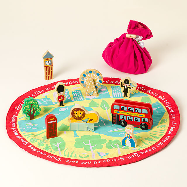 On the Go Pretend Play Story Bag