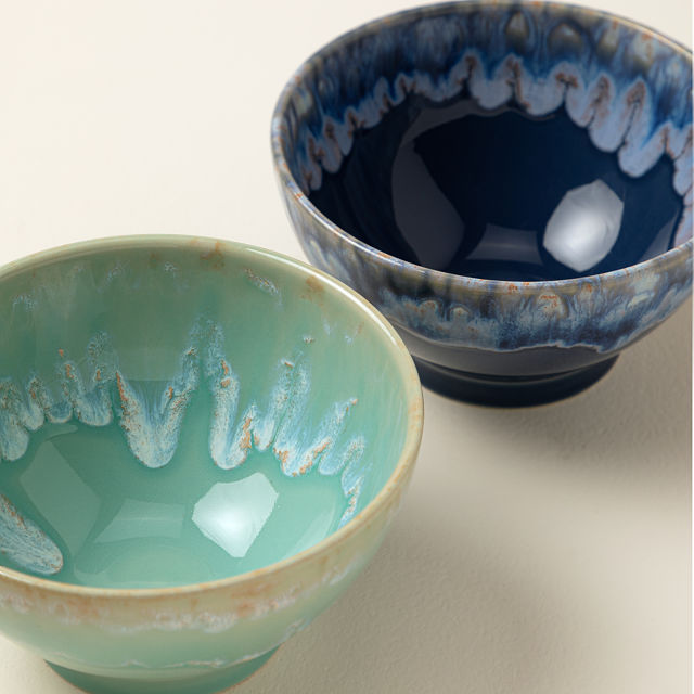 Stoneware Stacking Bowls â Set of 4