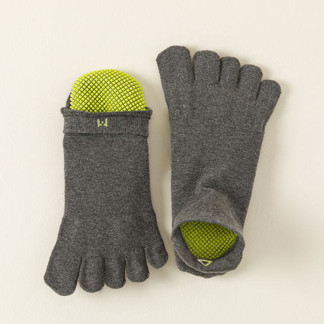 1179-acupressure-recovery-toe-socks-1.jpg