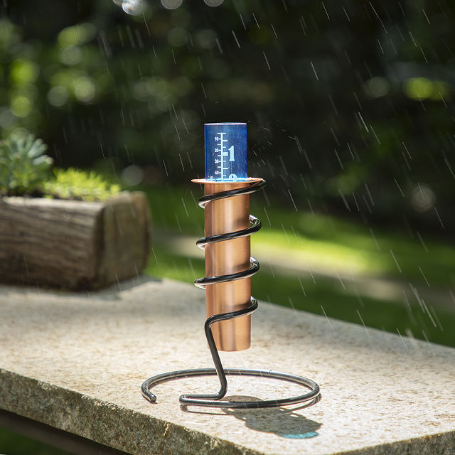 1180-copper-rain-gauge-1.jpg