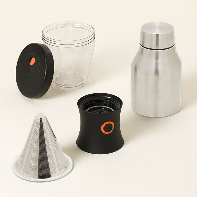 1225-cold-brew-coffee-maker-carafe-1.jpg