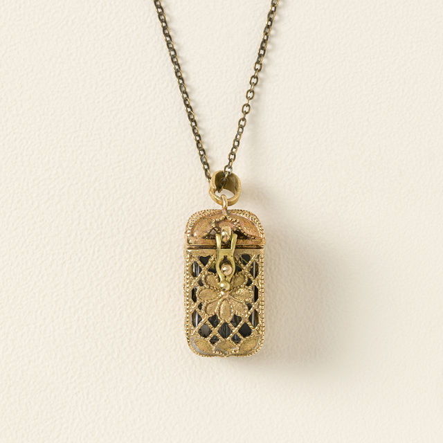 1323-tiny-tarot-deck-necklace-1.jpg