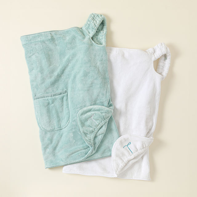 1329-wearable-toga-towel-1.jpg