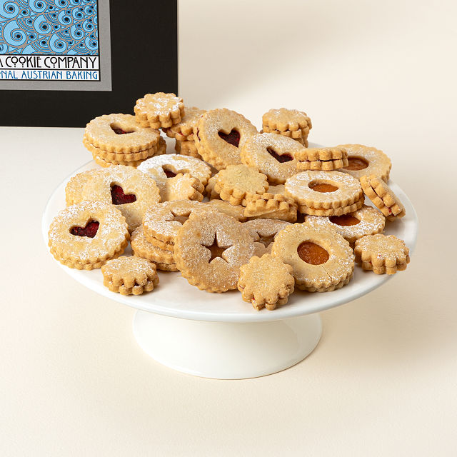1411-linzer-cookie-gift-set-1.jpg
