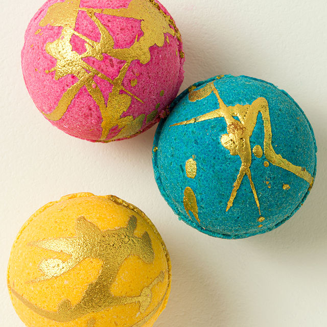 1417-mystery-money-bath-bomb-1.jpg