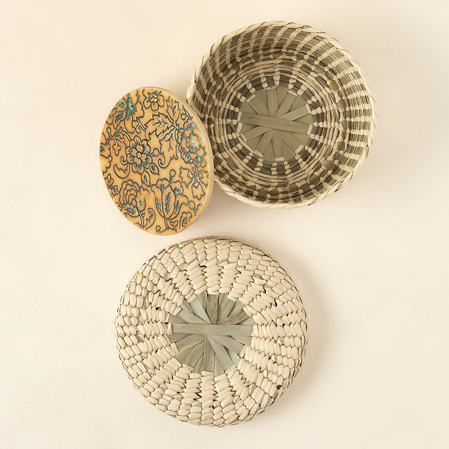 1525-dahlia-tortilla-warming-basket-1.jpg