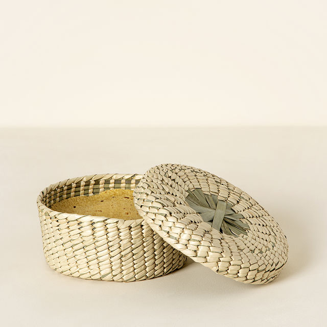 1525-dahlia-tortilla-warming-basket-1.jpg