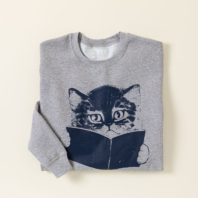 1552-do-not-disturb-i-m-reading-sweatshirt-1.jpg