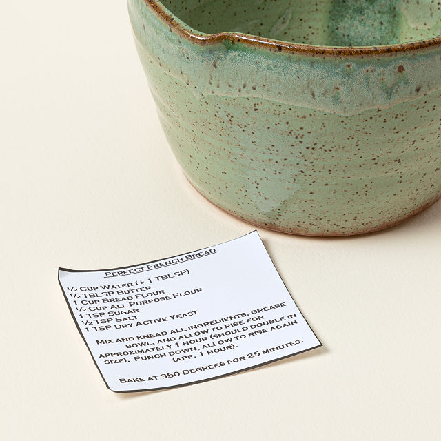 1591-ceramic-bread-baker-1.jpg