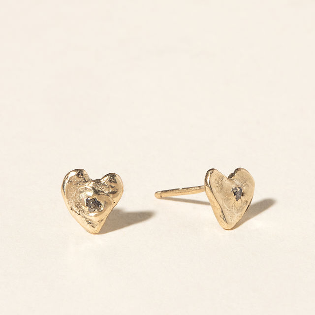 14k Gold Teeny Heart Diamond Studs