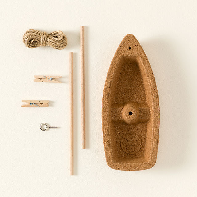 1706-cork-boat-building-kit-1.jpg
