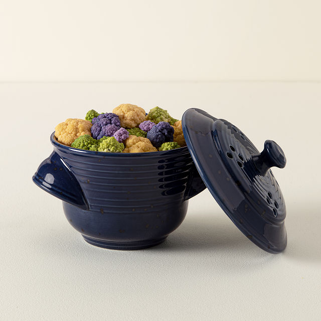 1739-stoneware-microwave-veggie-steamer-1.jpg