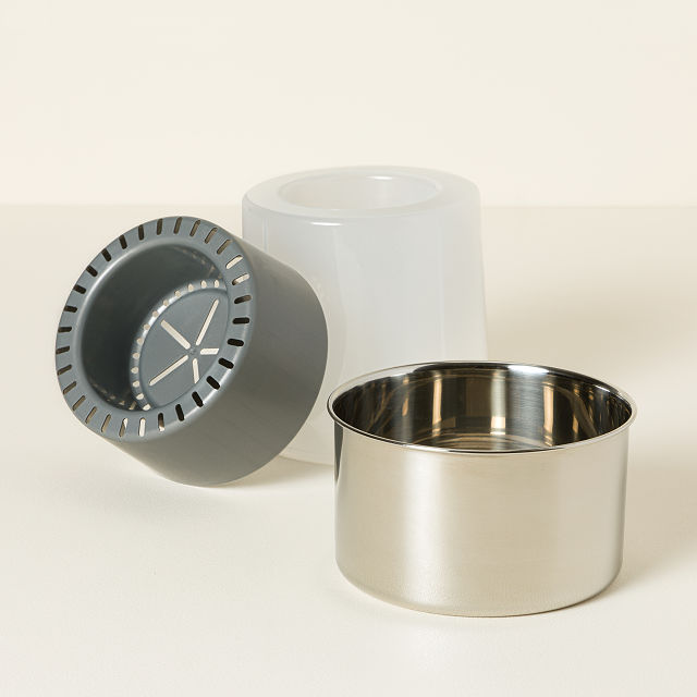 Artful Ice Mold Bottle Chiller
