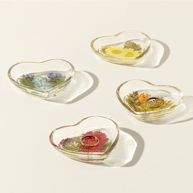 1803-birth-month-flower-ring-tray-1.jpg