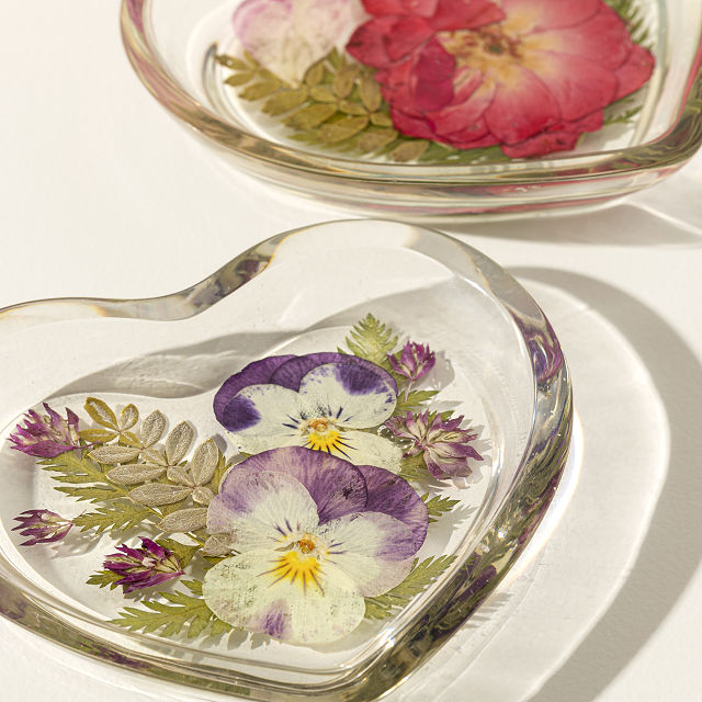 1803-birth-month-flower-ring-tray-1.jpg