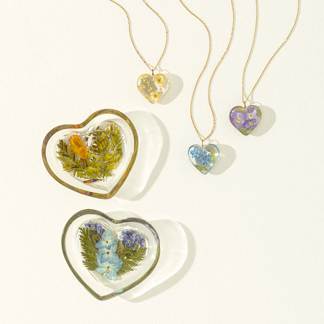 1803-birth-month-flower-ring-tray-1.jpg