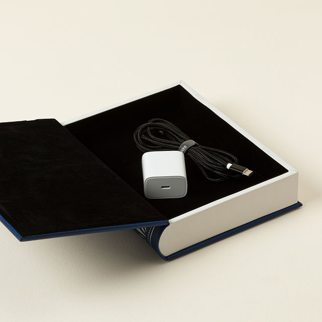 1813-hidden-power-wireless-charger-1.jpg