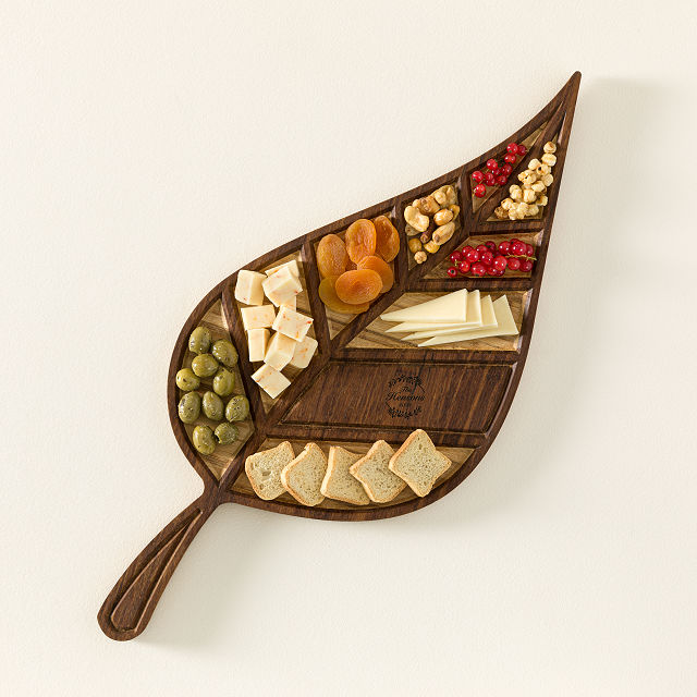 Personalized Leaf Bamboo Serving Board