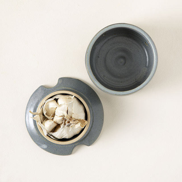 Ceramic Garlic Cellar