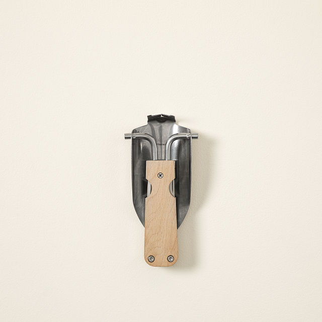 1915-pocket-trowel-garden-multi-tool-1.jpg