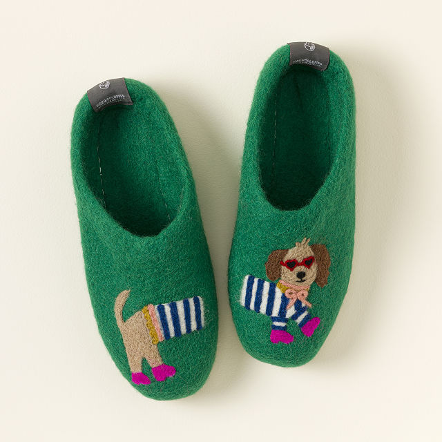 1917-dog-pawrsons-handmade-slippers-1.jpg
