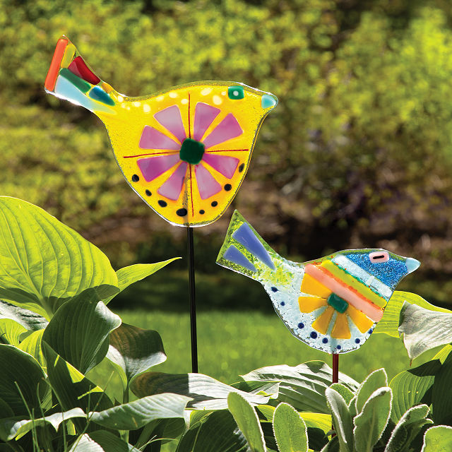 1932-handmade-glass-garden-stakes-bird-1.jpg