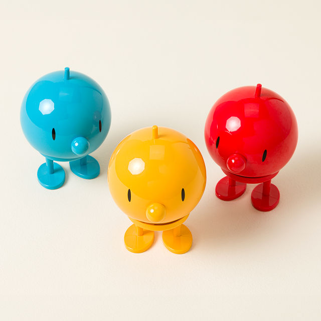 1949-hoptimist-desktop-sculpture-1.webp