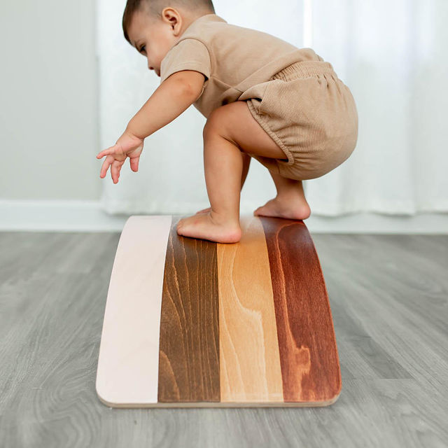 196-balance-rock-wobble-board-1.jpg
