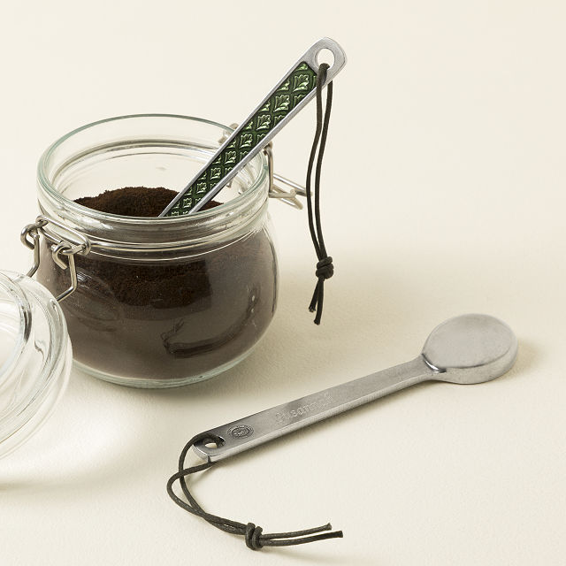 2022-personalized-pewter-coffee-scoop-1.jpg