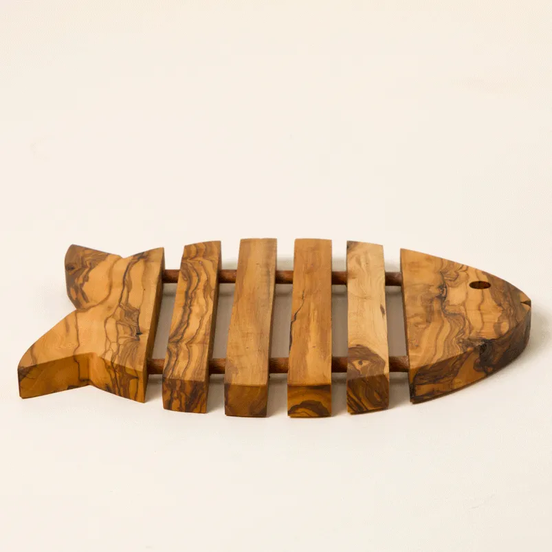 2032-olivewood-fish-trivet-1.jpg