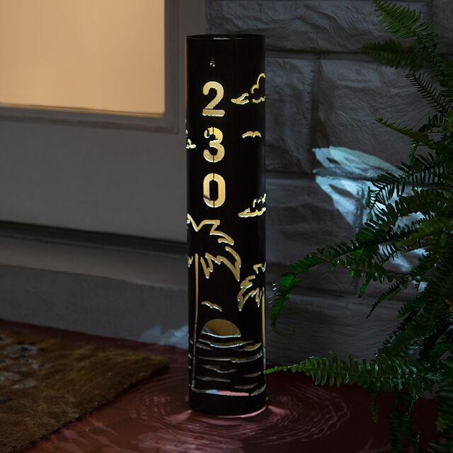 2053-personalized-solar-lit-house-sign-1.jpg