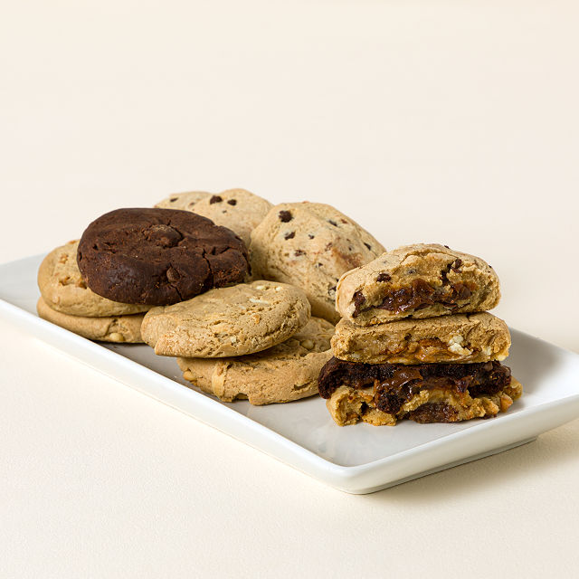 2064-stuffed-cookie-gift-set-1.jpg