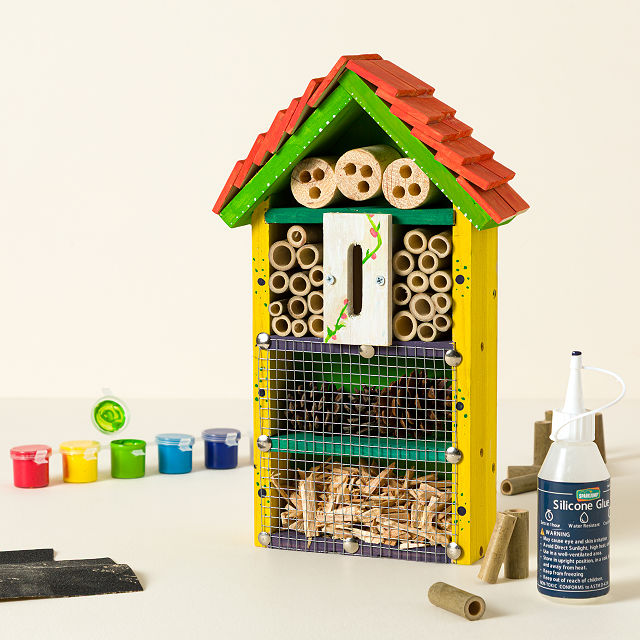 2093-build-your-own-bug-hotel-1.jpg