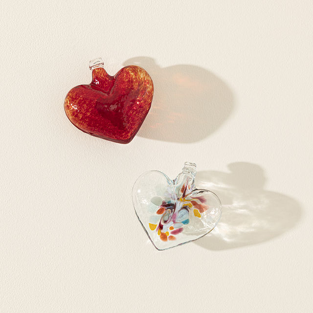 2095-heart-of-memories-glass-window-charm-1.jpg