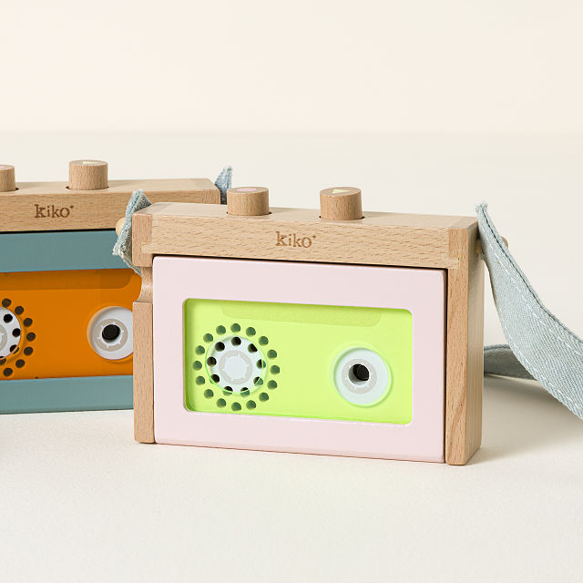 2126-minute-mixtape-mini-tape-recorder-1.jpg