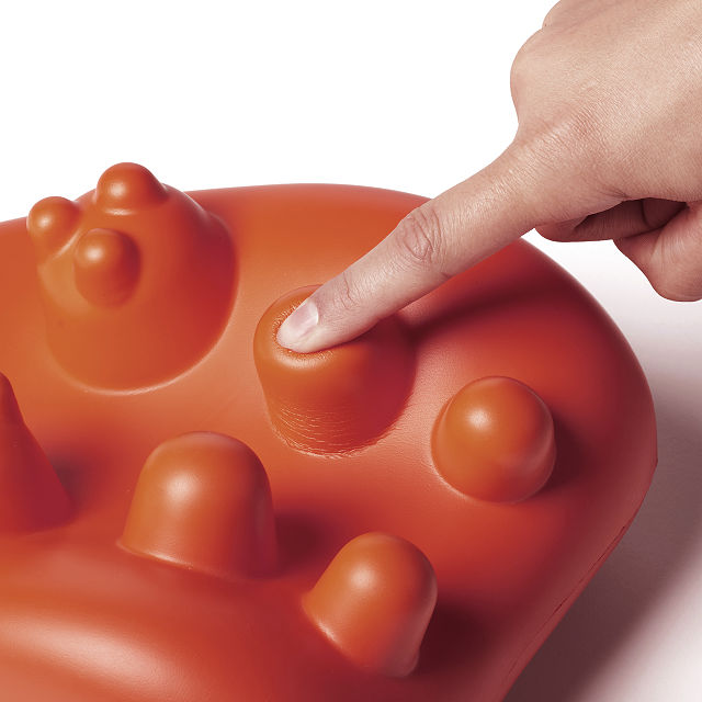 2152-acupressure-neck-relief-cushion-1.jpg
