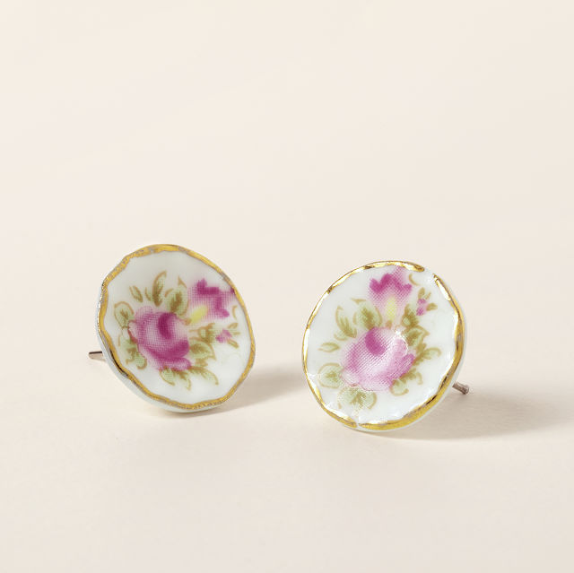 2157-tea-saucer-stud-earrings-1.jpg