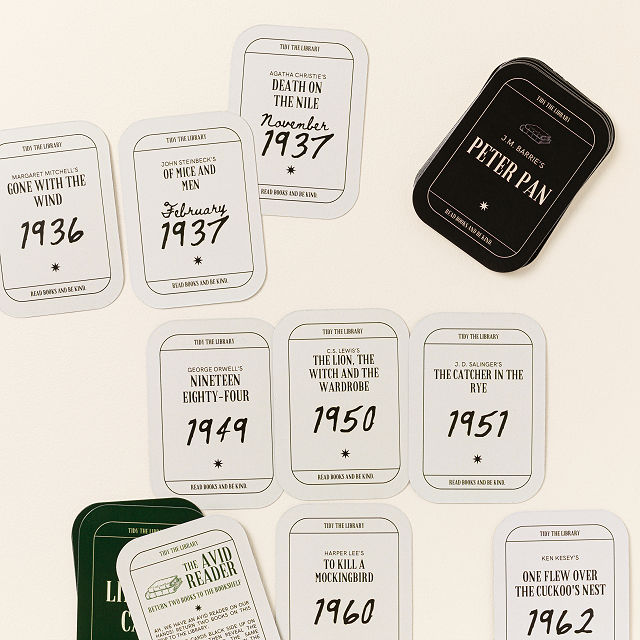 2235-book-lover-s-library-challenge-card-game-1.jpg