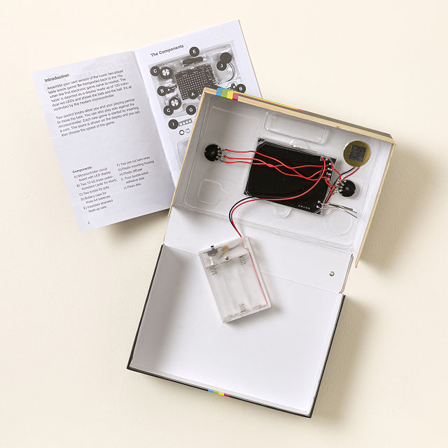 2331-build-your-own-retro-arcade-game-1.gif
