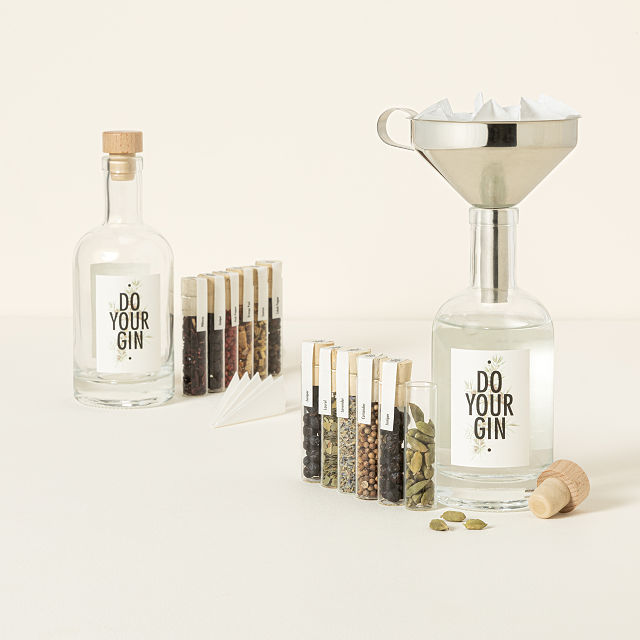 2457-gin-making-kit-1.jpg