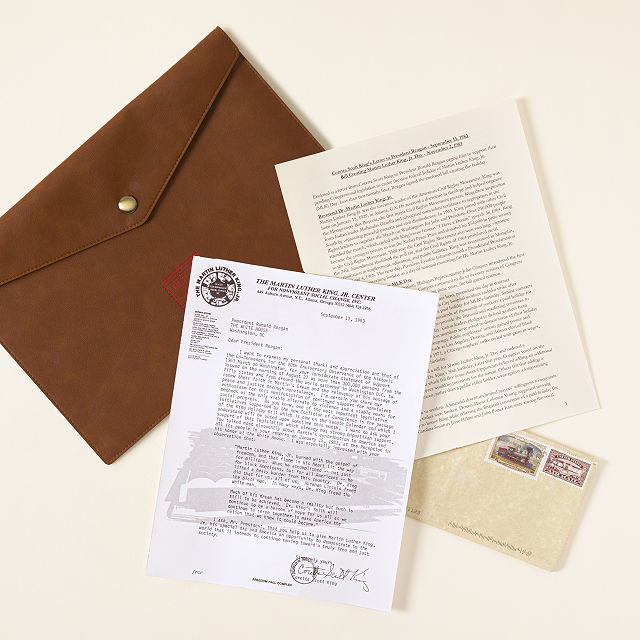 2548-historic-holidays-by-mail-1-year-subscription-1.jpg