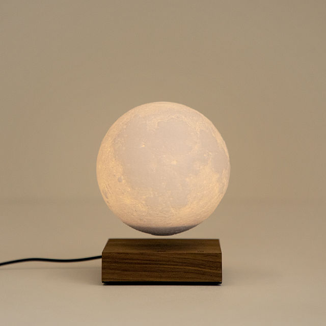 2555-floating-moon-desk-lamp-1.jpg