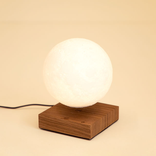 2555-floating-moon-desk-lamp-1.jpg